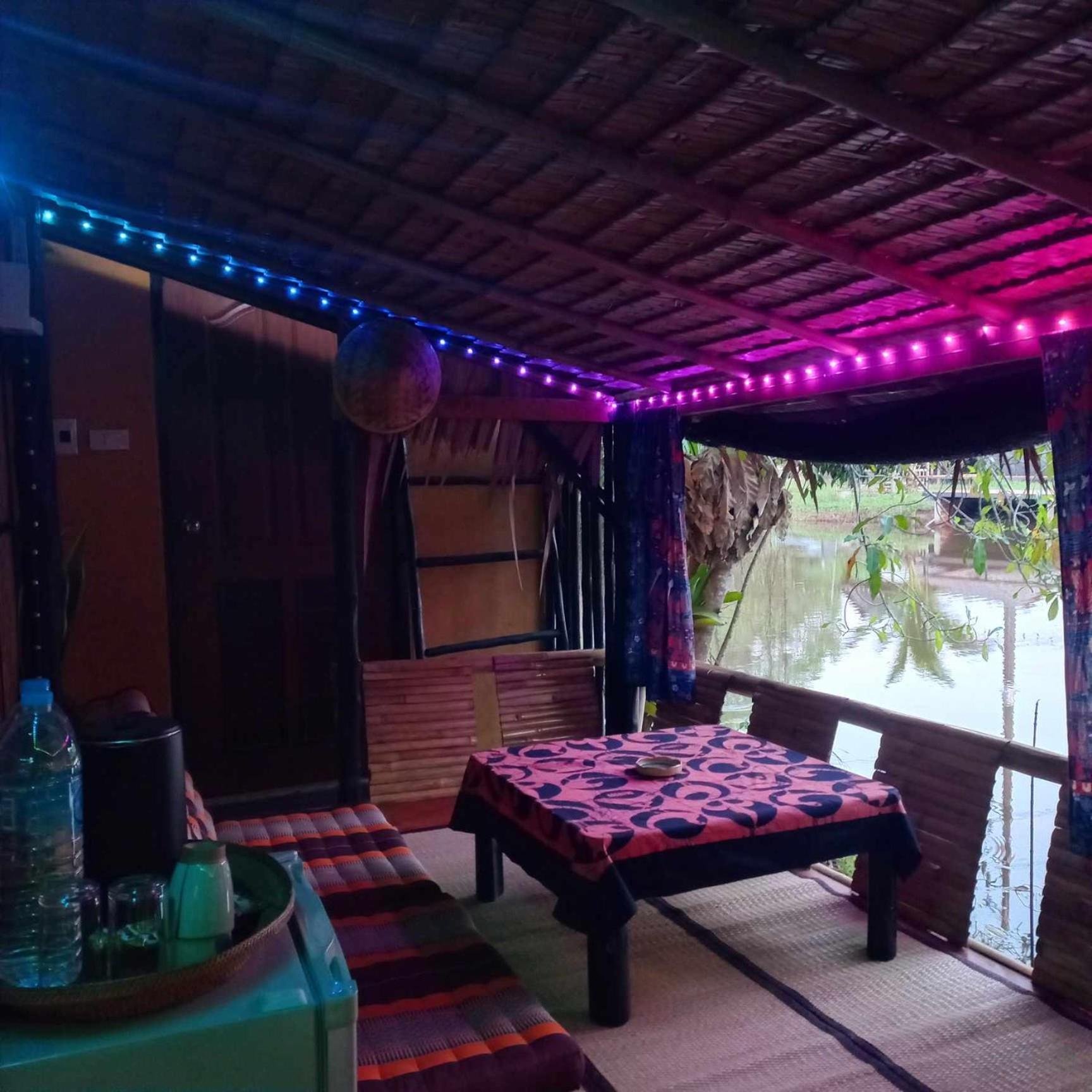 Bar Horizon Hostel Chumphon Esterno foto