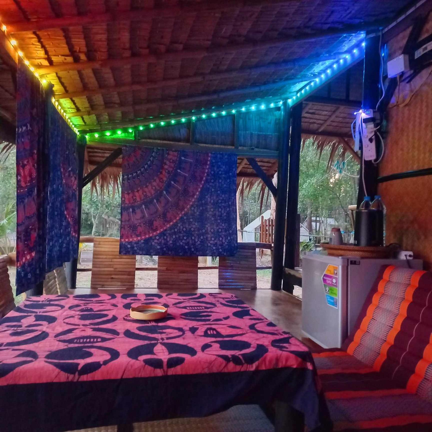 Bar Horizon Hostel Chumphon Esterno foto